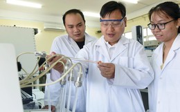 Ứng dụng vật liệu nano xốp điều trị ung thư