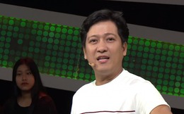 Câu đố tiếng Việt: 'Con gì để nguyên nằm góc bếp, bứt đuôi thành thứ ăn cùng với xôi?'