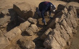 Bất ngờ phát hiện hơn 60 ngôi mộ cổ thời La Mã tại Gaza
