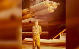 Phi công Mỹ nói về chiến dịch ném bom dịp Giáng sinh ở VN năm xưa: 'Giống như bước đi trên tên lửa'