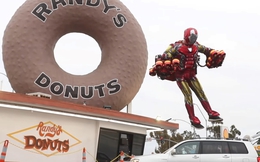 Bộ giáp Iron Man đời thực với khả năng tự động bay về phía người mặc giống hệt phim Marvel