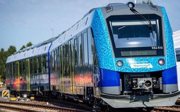 Tàu hydro đầu tiên trên thế giới chính thức lăn bánh, mở ra một kỷ nguyên mới cho giao thông xanh