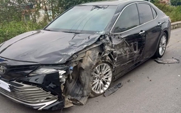 Đằng sau những bức ảnh TNGT: Huynh đệ tương tàn, Toyota Camry đâm gẫy cẳng Toyota Avanza