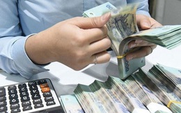 Khách hàng bức xúc vì không được tính lãi tiết kiệm các ngày nghỉ Tết