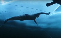 Kỷ lục thế giới bơi 105m dưới băng chỉ trong 1 lần thở