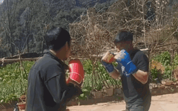 Clip: Hống hách đến nhà cao thủ thách đấu, thanh niên bị nhận kết đắng