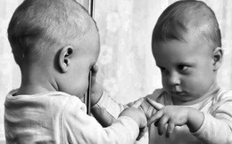 Tưởng tượng và tự độc thoại - nói chuyện một mình có phải là bị bệnh tâm thần?