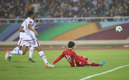 HLV Park Hang-seo đã tính sai một nước cờ ở trận thua của tuyển Việt Nam?