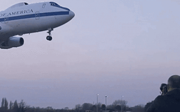 'Máy bay ngày tận thế' bị phát hiện theo chân ông Joe Biden đến châu Âu: Lầu Năm Góc bay