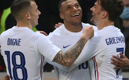 Mbappe tìm lại niềm vui bằng siêu phẩm giúp Pháp thắng dễ Nam Phi