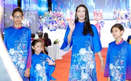 Hoa hậu Hà Kiều Anh đưa ba con lên sàn diễn thời trang