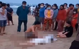 Đi tắm biển ngày nghỉ bù lễ, 2 học sinh chết đuối thương tâm