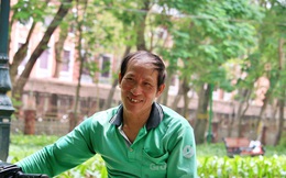 Gặp lại người cha 10 năm sống trong ống cống nuôi 2 con đỗ thủ khoa: Tôi không còn ở cống