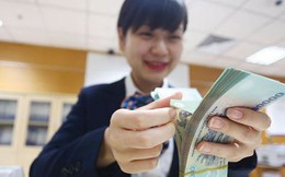 Các nhà băng “chơi lớn” thưởng đậm cho nhân viên dịp 30/4 – 1/5