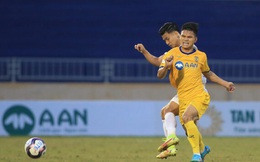 “Đại gia mới nổi” và dàn tuyển thủ Việt Nam thua sốc trước đội bóng hạng dưới