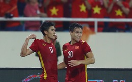 TRỰC TIẾP U23 Việt Nam 1-0 U23 Thái Lan: Nhâm Mạnh Dũng đánh đầu tung lưới Thái Lan