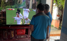 “Cô gái vàng” Tuyết Dung của làng bóng đá Việt: Vinh quang khởi nguồn từ sự dìu dắt của bố