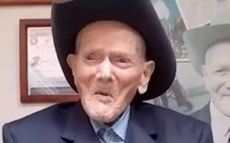 Người đàn ông cao tuổi nhất thế giới tiết lộ bí quyết sống thọ