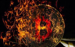 Bitcoin cắm đầu lao dốc, mốc 13.000 USD có xảy ra?
