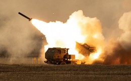 Lầu Năm Góc cung cấp pháo phản lực cho Ukraine