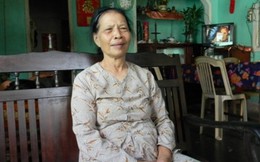 Bà lão bán cá trúng độc đắc 2 lần, khiến cả khu phố "vỡ òa" vì câu chuyện đằng sau