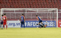 Trọng tài mắc sai lầm khiến Viettel nhận bàn thua oan trước Hougang