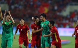 Cựu HLV Thái Lan lo đội nhà tụt lùi, so sánh lò đào tạo của Việt Nam với Bayern, Dortmund