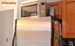 Có nên đặt lò vi sóng trên nóc tủ lạnh không? Hóa ra rất nhiều gia đình làm sai