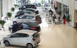 Khách hàng Việt cấp tập mua xe trước tháng Ngâu