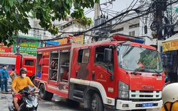 Cứu 10 người khỏi đám cháy trong homestay ở TP.HCM