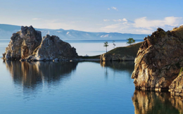 Bí mật về kho báu khổng lồ được chôn dưới hồ Baikal (Nga)