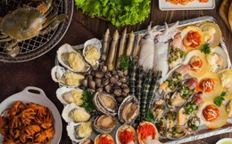 Làm gì để đề phòng ngộ độc hải sản trong những chuyến du lịch biển dịp hè?