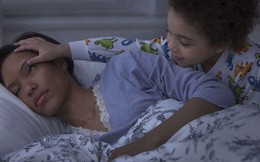 Vì sao trẻ cần ngủ riêng phòng với bố mẹ trước 5 tuổi? 8 bí quyết vàng để trẻ ngủ riêng