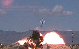Mỹ trang bị 'sát thủ' AGM-158B JASSM-ER cho B-2 Spirit nhằm đối phó với S-400 Nga?