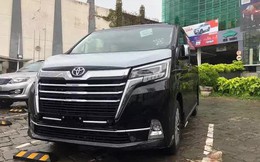 Toyota Granvia rút khỏi Việt Nam, 'rộng' sân chơi cho Kia Carnival