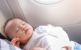 "Bỏ túi" bí kíp cho trẻ đi du lịch bằng máy bay ngoan, không khóc