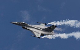 Ấn Độ khó chịu vì Mỹ bán trang thiết bị tiêm kích F-16 cho Pakistan