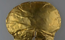 Phát hiện mặt nạ bồi táng bằng vàng 3.000 năm tuổi trong lăng mộ tại Trung Quốc