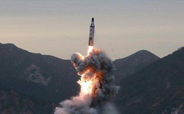 Tình báo Mỹ nói Nga sắp mua tên lửa, đạn pháo của Triều Tiên