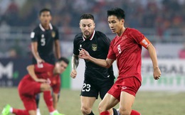 Sau trận thắng Indonesia, Hùng Dũng về viếng bà ngoại vừa mất