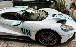 Ông Đặng Lê Nguyên Vũ đổi phong cách chơi xe bằng cặp Ford GT siêu hiếm màu lạ