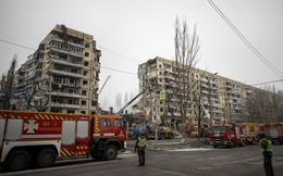 Quan chức Ukraine bị chỉ trích vì phát ngôn 'nhận trách nhiệm' vụ chung cư Dnepr trúng tên lửa