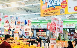 Siêu thị tung khuyến mại sâu cận Tết