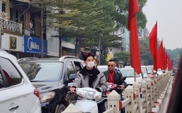 Khu vực Văn Miếu - Quốc Tử Giám kẹt cứng, nhiều người bỏ cuộc xin chữ đầu năm