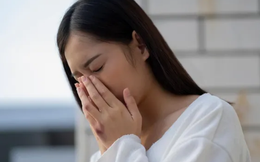 Tôi bật khóc khi em chồng thành đạt trở về