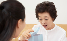 Món quà sinh nhật từ người lái xe ôm tiết lộ thân thế của tôi