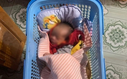 Phát hiện bé sơ sinh bỏ trước nhà dân cùng bức thư 'nhờ anh chị nuôi hộ'