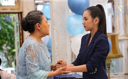 Khi tôi đòi nợ, bác hàng xóm đưa ra tờ đơn ly hôn trong nước mắt