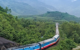 Đề xuất nâng cấp hai tuyến đường sắt kết nối với Trung Quốc