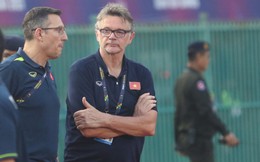 Báo Indonesia lo lắng khi biết tin HLV Troussier "cầu viện" chuyên gia từ PSG